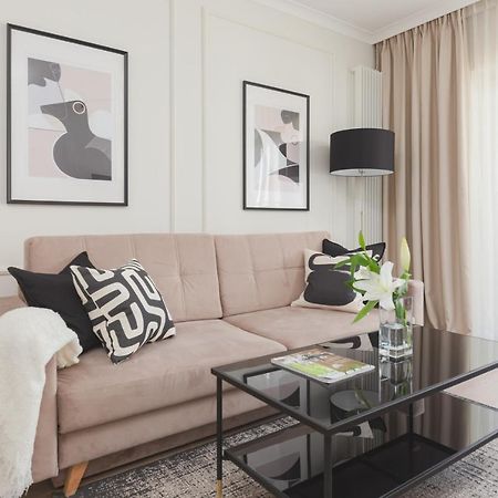 Mennica Residence Central Apartment By Renters Prestige Варшава Экстерьер фото