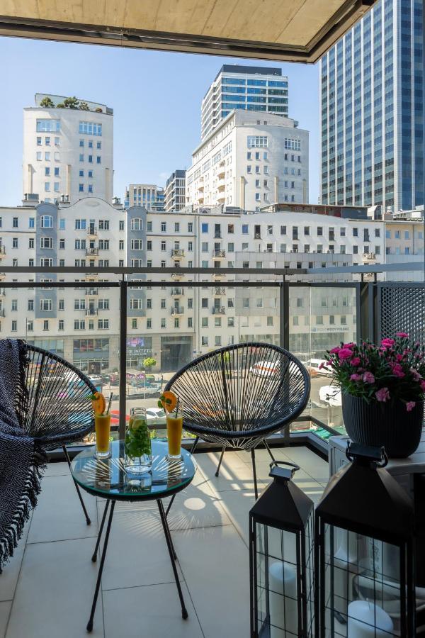 Mennica Residence Central Apartment By Renters Prestige Варшава Экстерьер фото